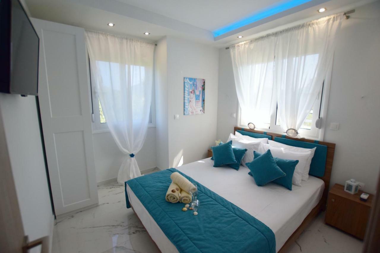 V Luxury Suites Toroni 3 Exterior foto