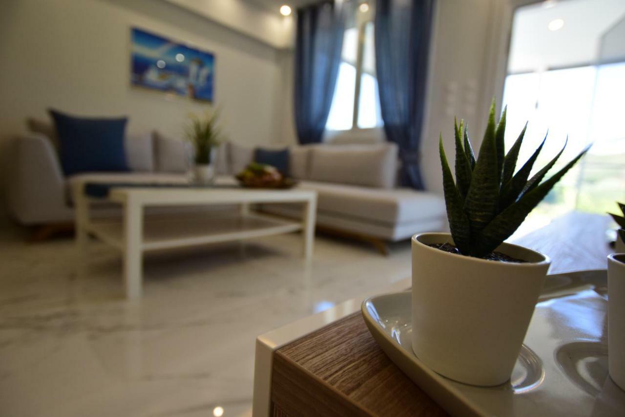 V Luxury Suites Toroni 3 Exterior foto