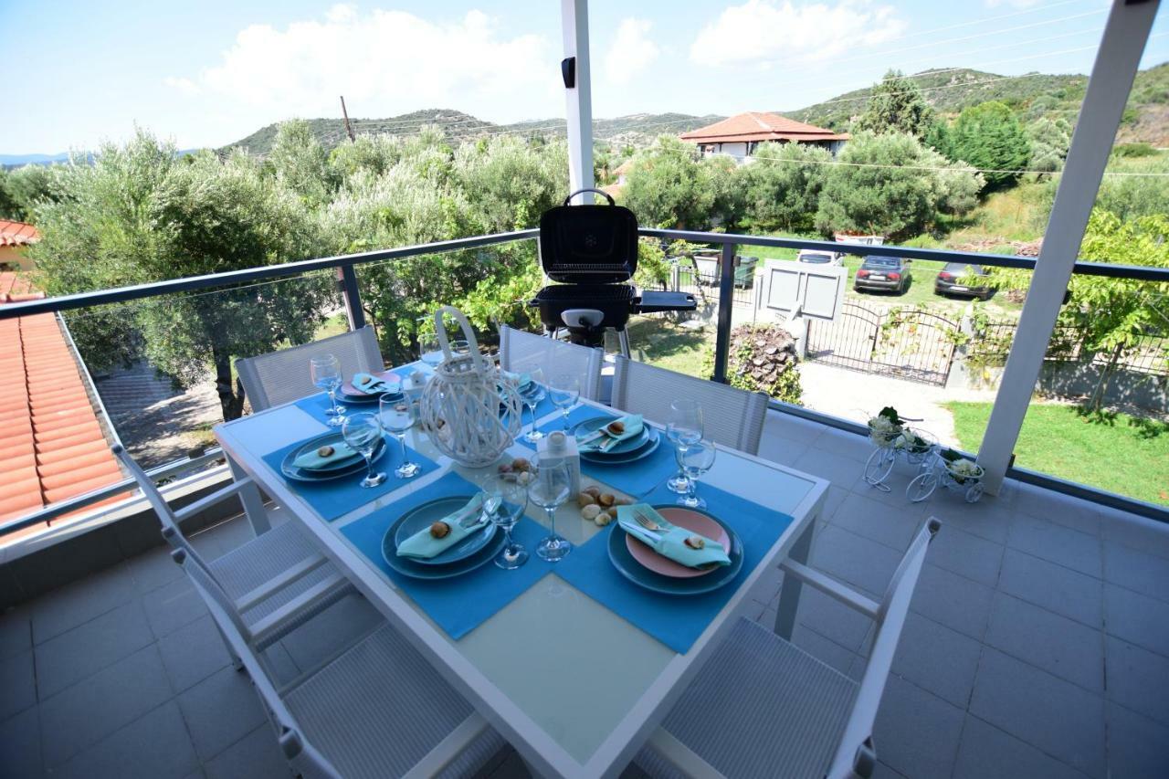 V Luxury Suites Toroni 3 Exterior foto