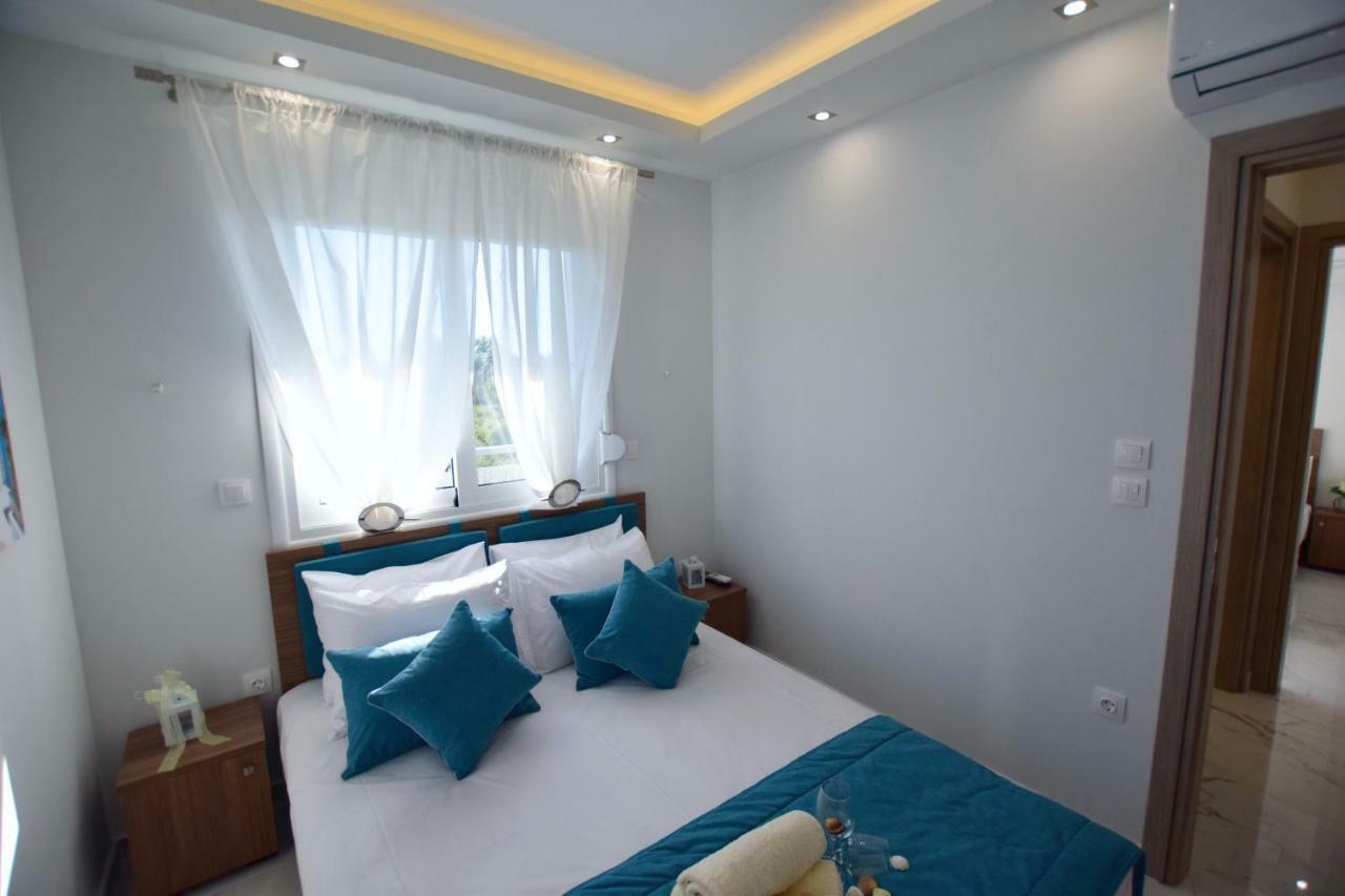 V Luxury Suites Toroni 3 Exterior foto
