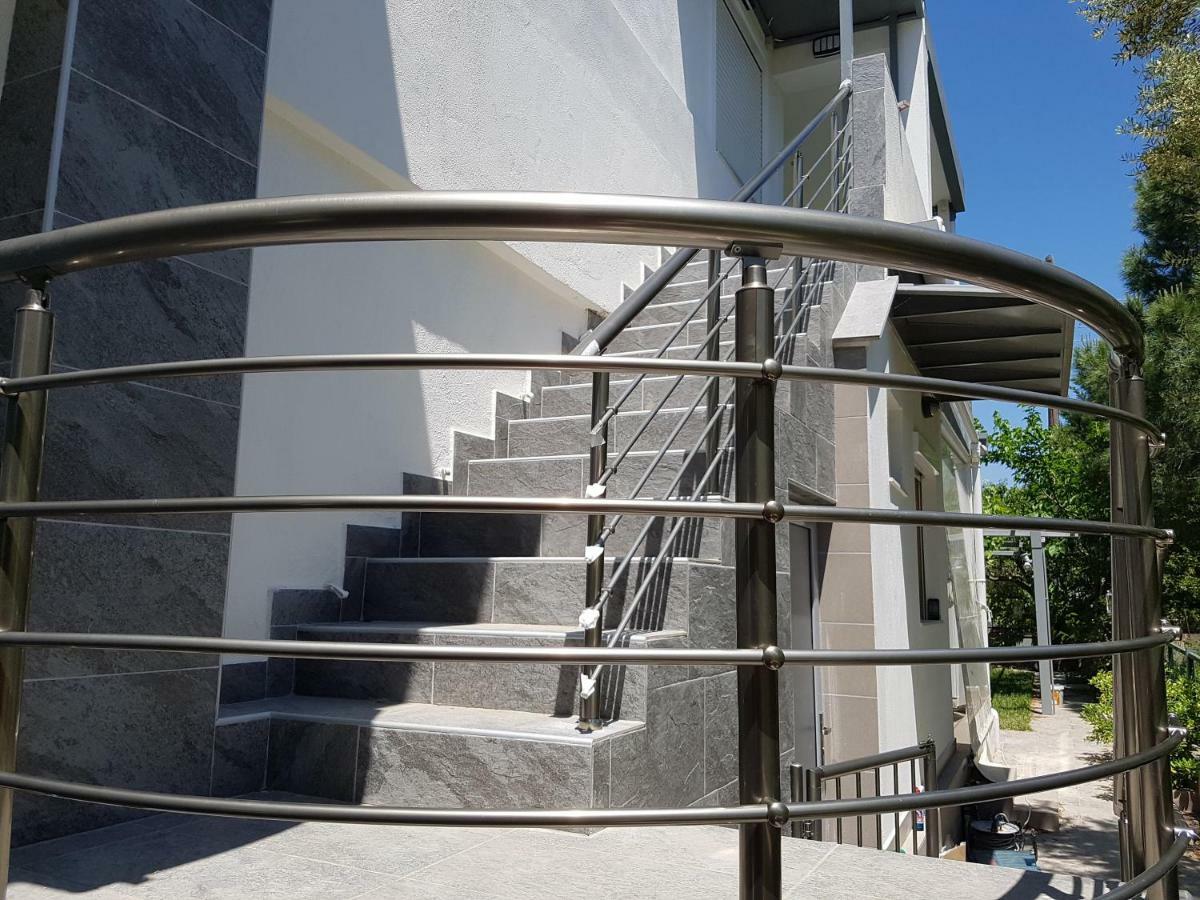 V Luxury Suites Toroni 3 Exterior foto